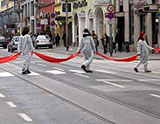Blutspur auf Einkaufsstraße!