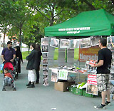 VGT-Infotisch am Rande des Donauinselfestes