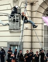 14 1/2 Stunden Blockade des Landwirtschaftsministerium nicht gebrochen