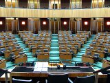 Jetzt gerade: Wissenschaftsausschuss zu Tierversuchsgesetz entschieden!