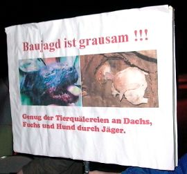 Selbst gebasteltes Anti-Jagd-Schild
