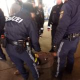 Anzeige und Maßnahmenbeschwerde gegen Polizeiübergriff Anti-Pelz Demo Turek
