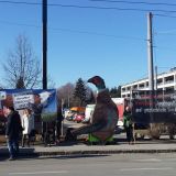 Heute VGT-Demo mit 4 m Fasan vor der Jagdmesse „Hohe Jagd“ in Salzburg
