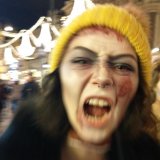 10 Pelz-Zombies in der Wiener Innenstadt zeigen den Horror hinter Pelz