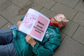 Die-In 4