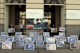 Bildergalerie vor dem Landwirtschaftsministerium 1
