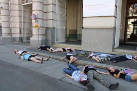 Die-In