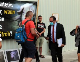 Außenminister Mag. Schallenberg und VGT Obmann DDr. Balluch