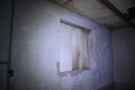 Fenster verbarrikadiert