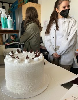 Die Torte steht bereit.