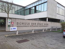 Aufnahme der Schule von Außen